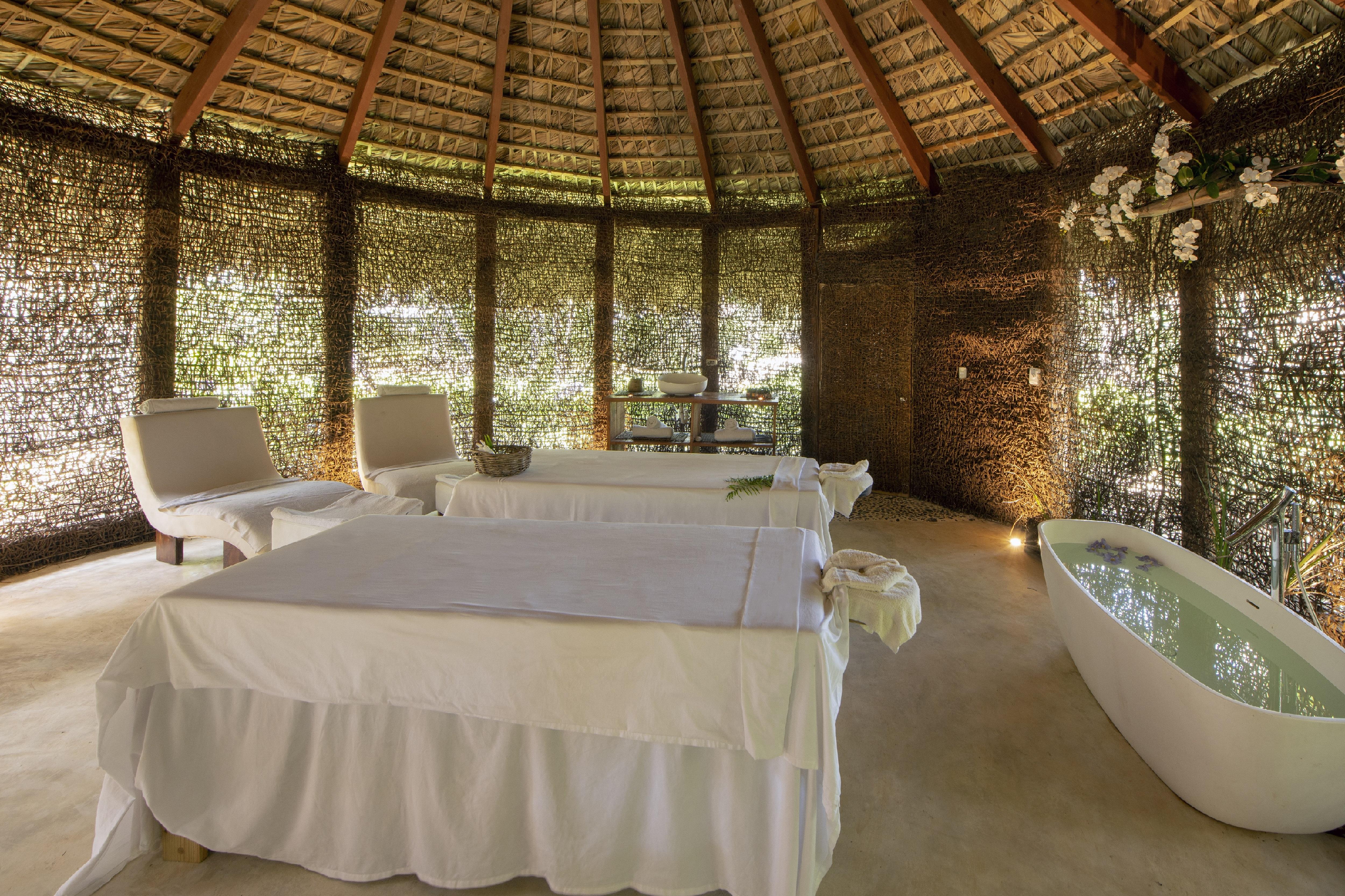 Viva V Samana By Wyndham, A Trademark Adults All Inclusive Las Terrenas Exterior photo Spa at the resort