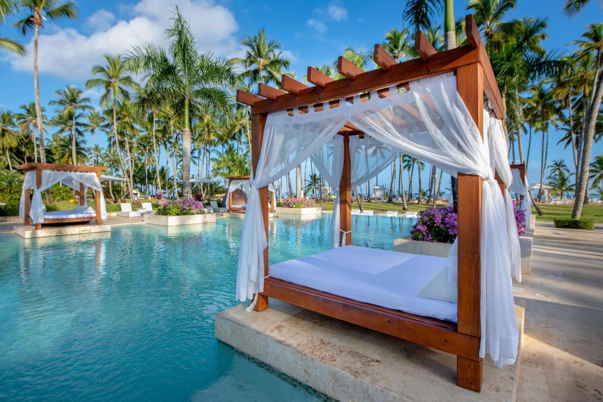 Viva V Samana By Wyndham, A Trademark Adults All Inclusive Las Terrenas Exterior photo Hard Rock Hotel & Casino Punta Cana